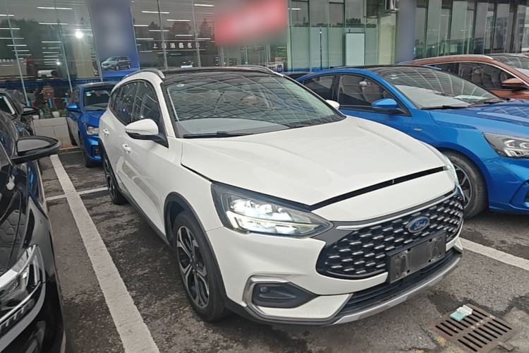 Ford Focus 2021 — 3