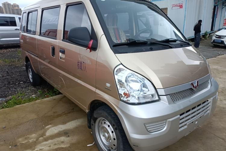 Wuling Rongguang 2021 — 3