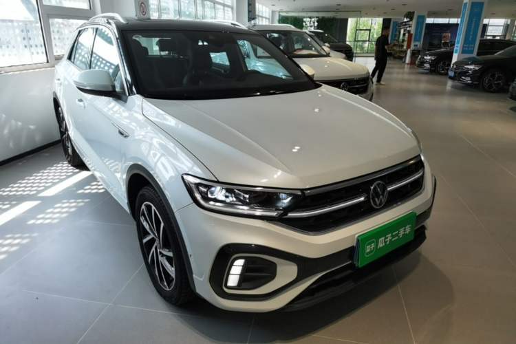 Volkswagen T-ROC 2023 — 3