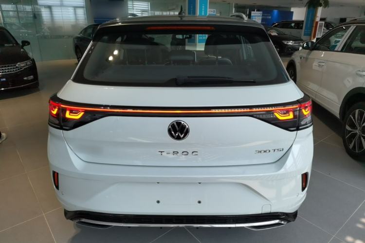Volkswagen T-ROC 2023 — 5