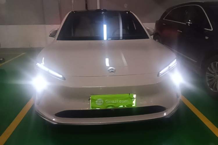 NIO ET5T 2024 — 2