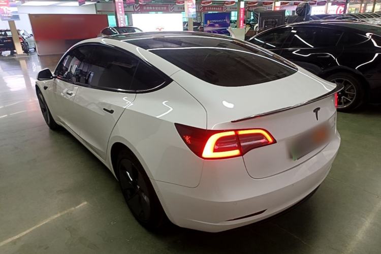 Tesla Model 3 2020 — 4