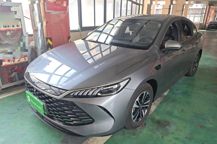 BYD Qin PLUS 2025 — фото 1