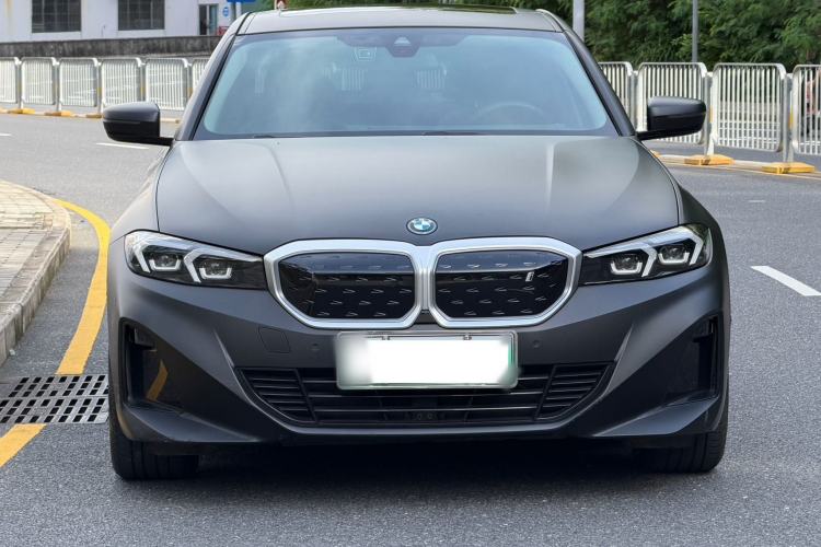 BMW i3 2024 — фото 2