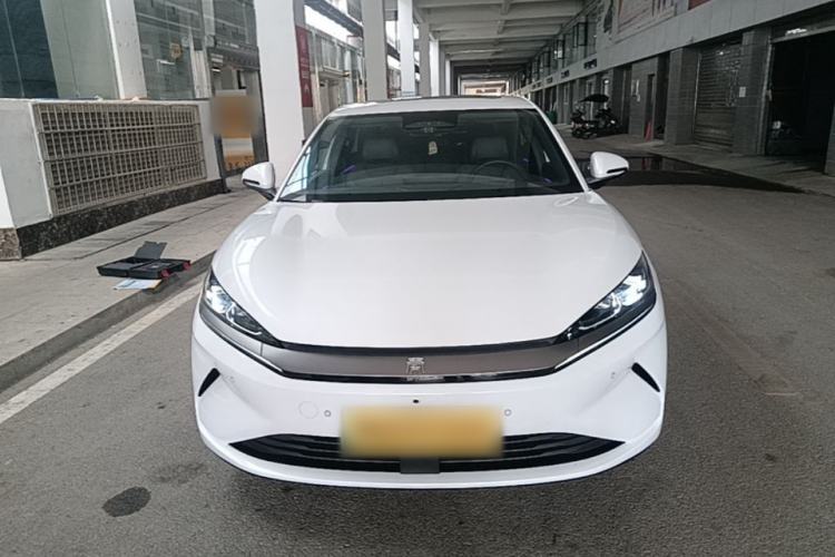 BYD Qin L 2025 — 2