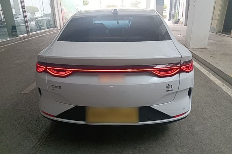 BYD Qin L 2025 — 5