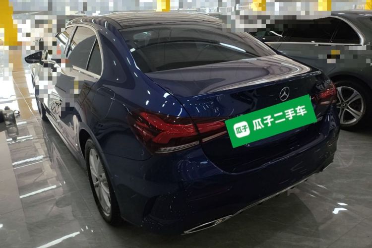 Mercedes-Benz A 200 L 2022 — фото 4