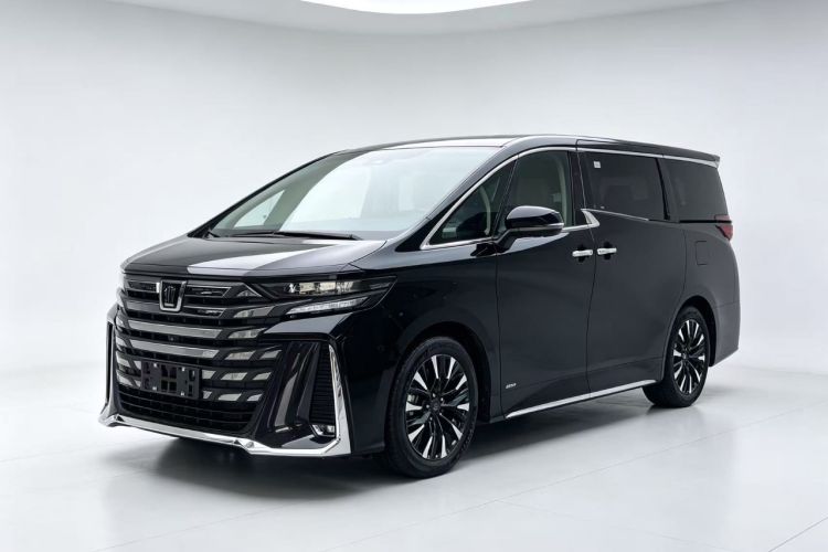 Toyota vellfire 2024 — фото 1