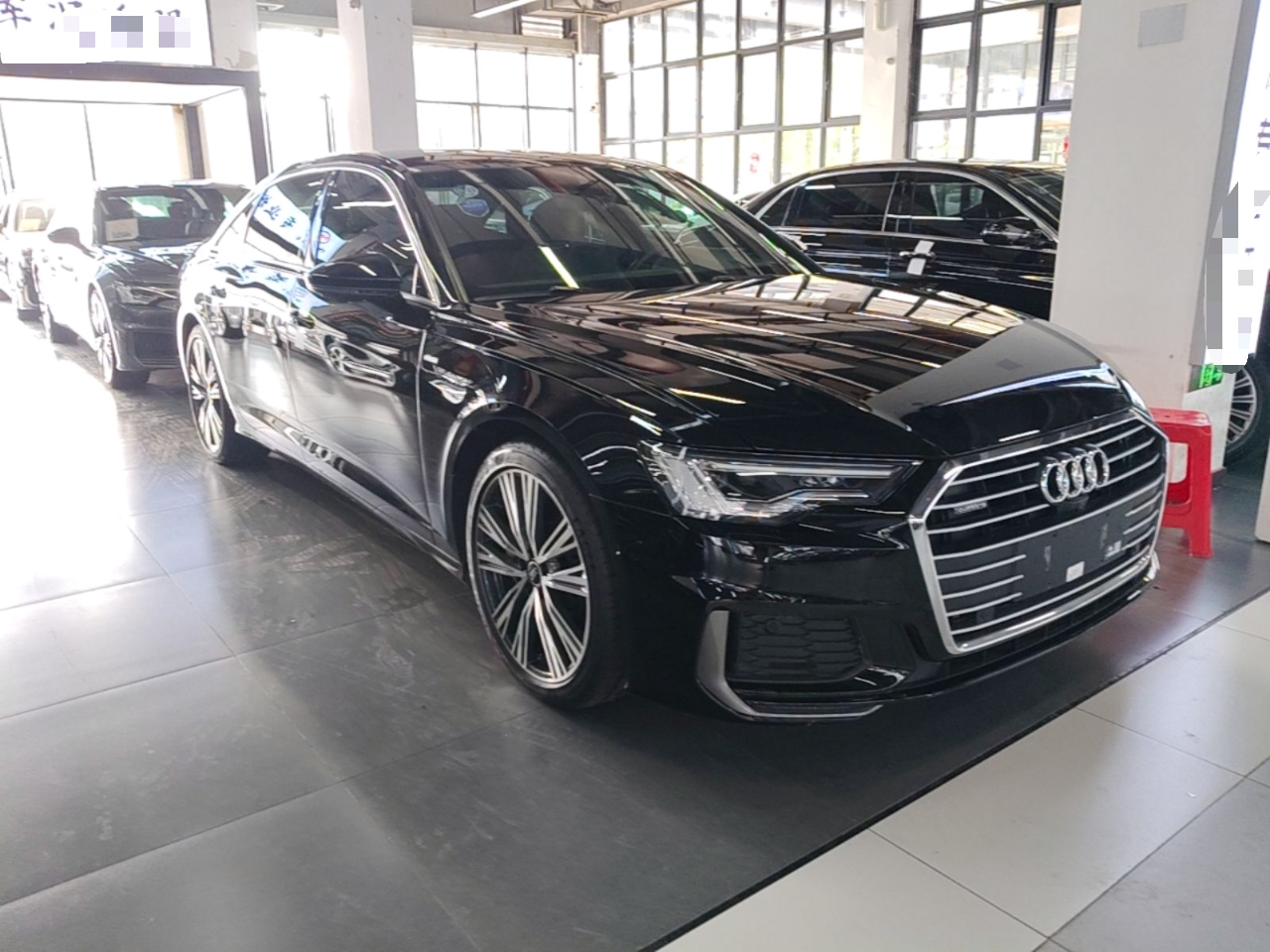 Audi A6L 2022 — фото 3