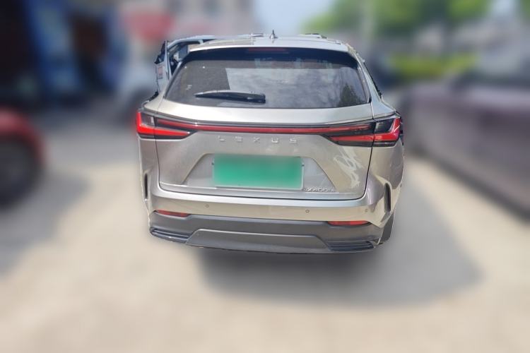 Lexus NX 400h+ 2023 — 5