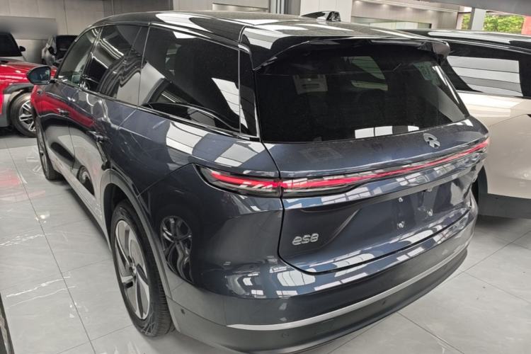 NIO ES8 2024 — 4