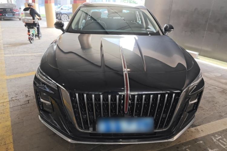Hongqi H5 2025 — 2