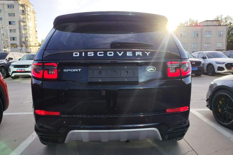 Land Rover Discovery Sport 2025 — фото 5