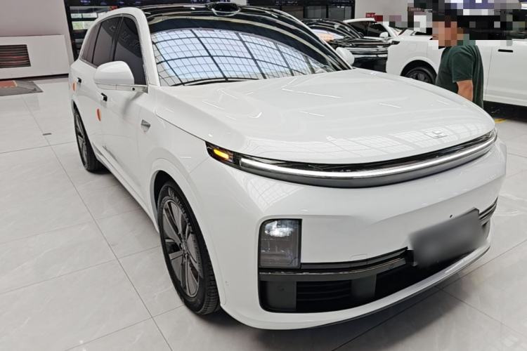 Li Auto L7 2024 — 3