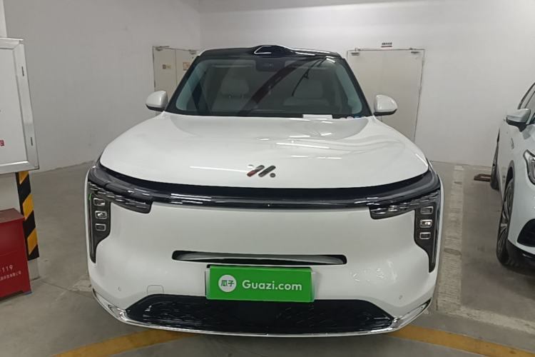 IM Zhiji LS8 2026 — 2