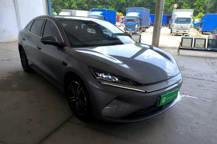 BYD Qin L 2025 — 3