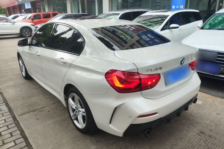 BMW 120i 2021 — фото 4