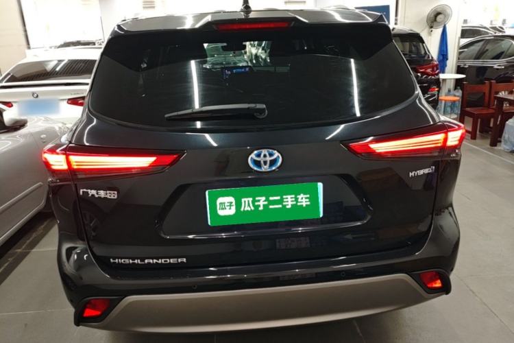 Toyota Highlander 2023 — 5