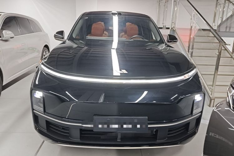 Li Auto L9 2025 — 2