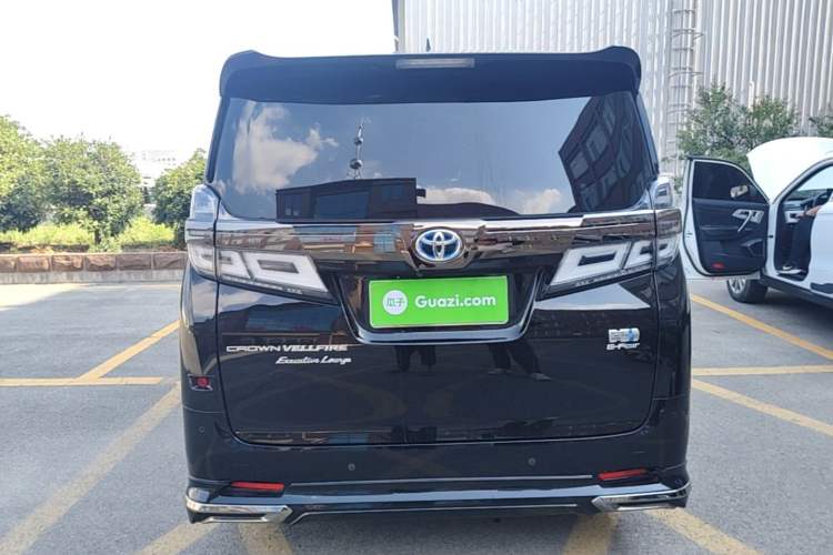 Toyota vellfire 2023 — фото 5