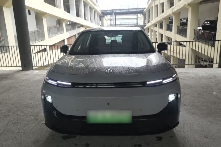 Leapmotor B10 2025 — 2