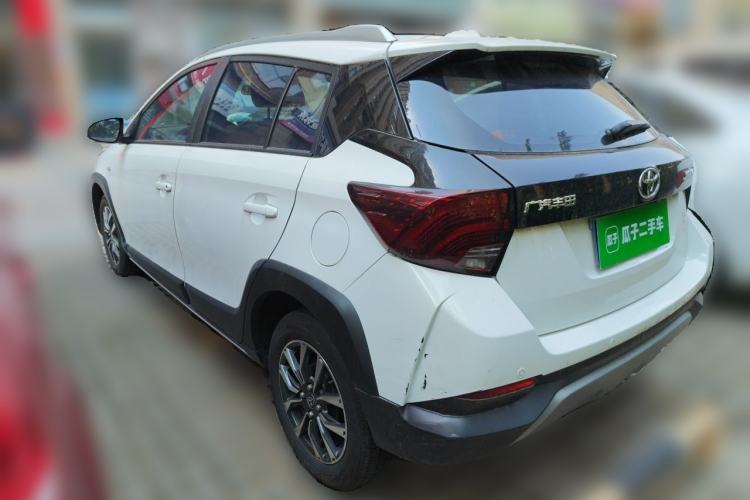 Toyota Yaris 2022 — 4