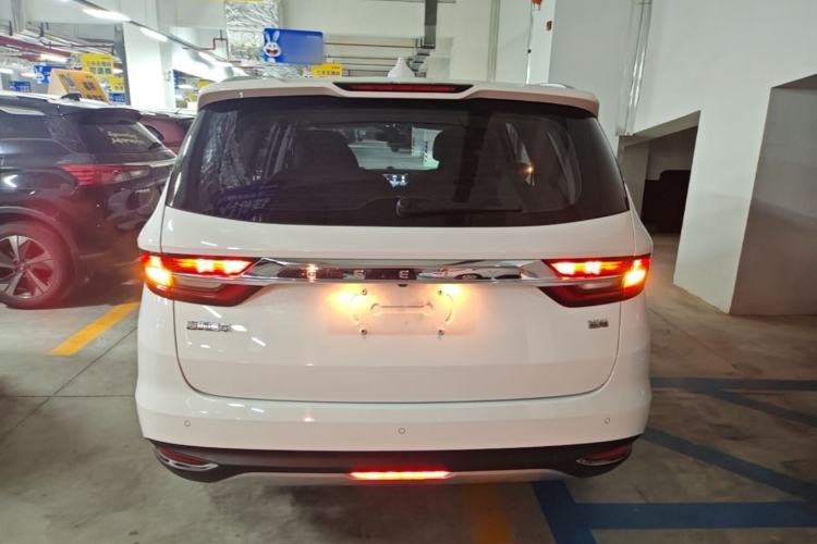 Geely Jiaji 2022 — 5