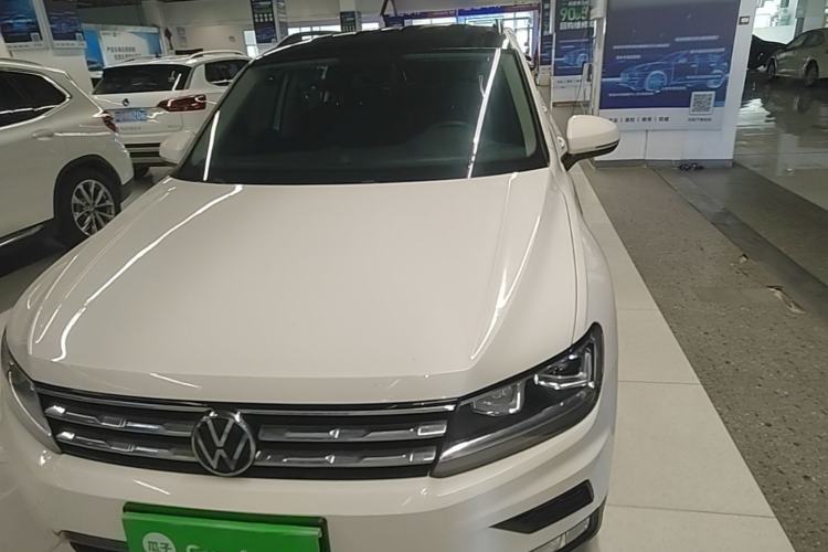 Volkswagen Tiguan L 2021 — фото 2