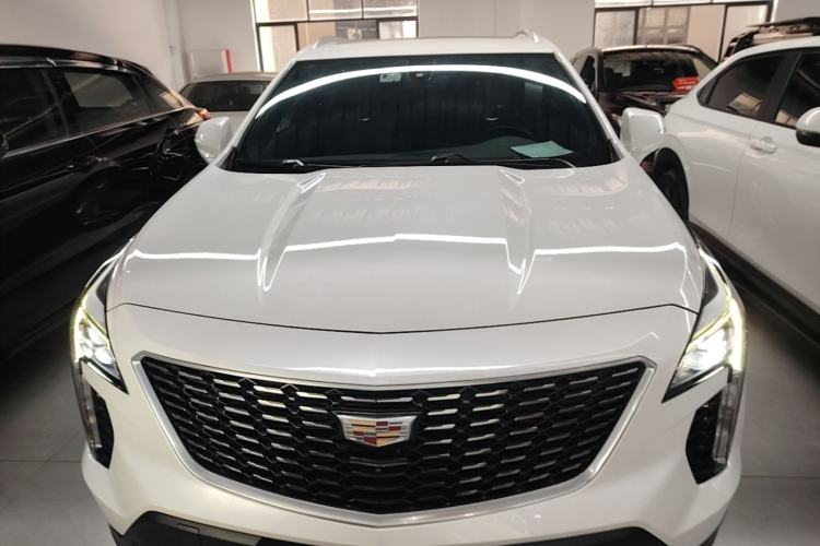 Cadillac XT4 2022 — 2