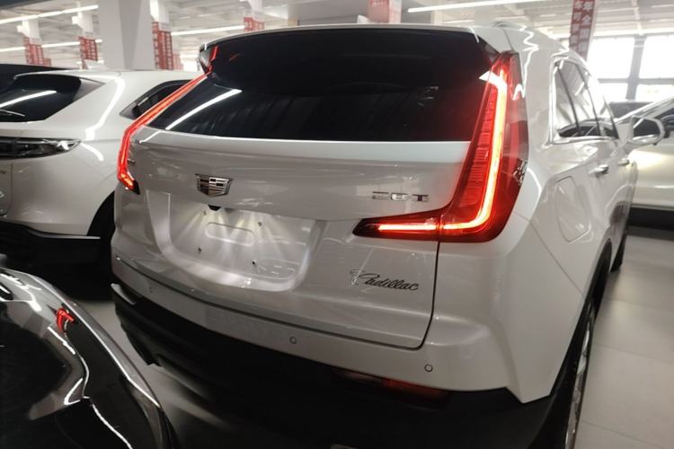 Cadillac XT4 2022 — 5