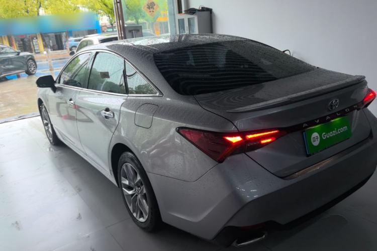 Toyota Avalon 2021 — 4
