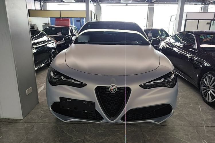 Alfa Romeo romeo stelvio 2023 — фото 2