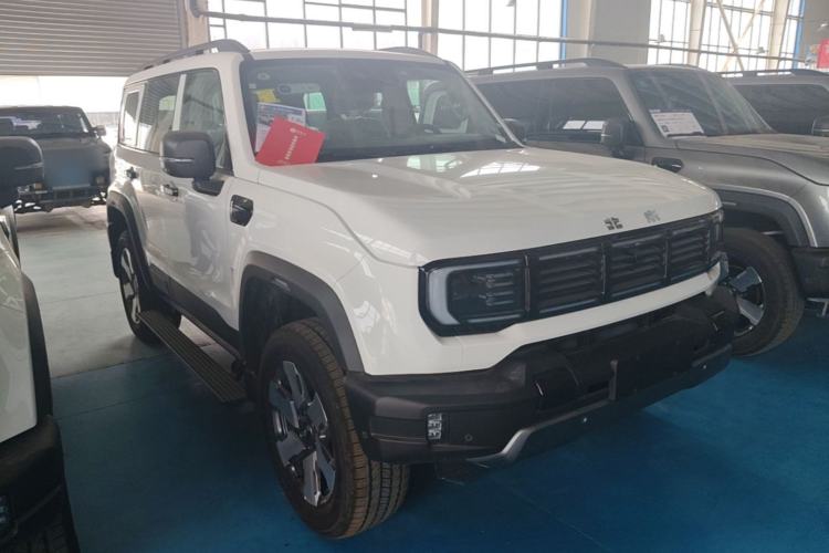 BAIC BJ40 2025 — 3