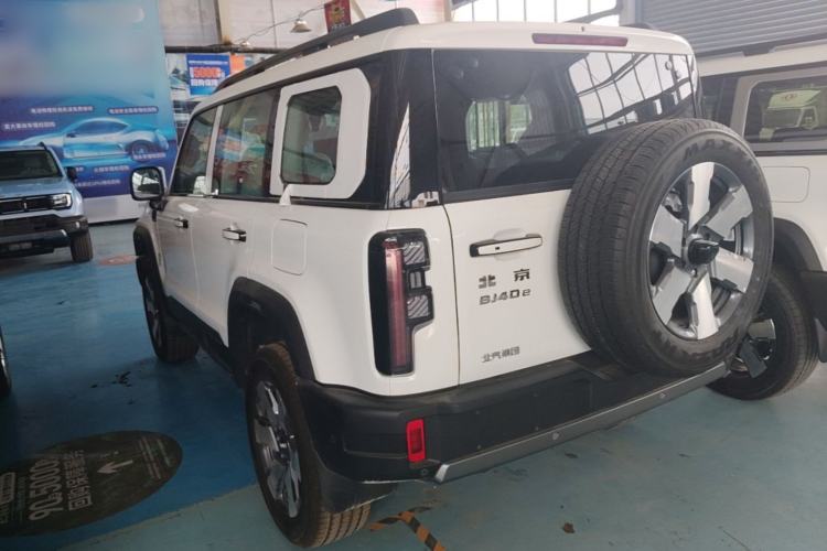 BAIC BJ40 2025 — 4
