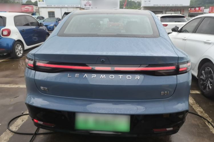 Leapmotor B01 2025 — 5