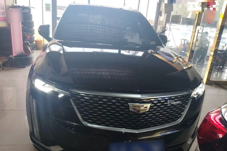 Cadillac XT6 2021 — фото 2