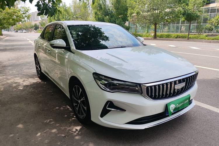 Geely Emgrand 2025 — 3