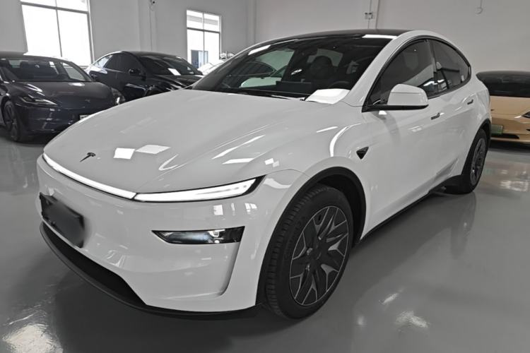 Tesla Model Y L 2025 — фото 1