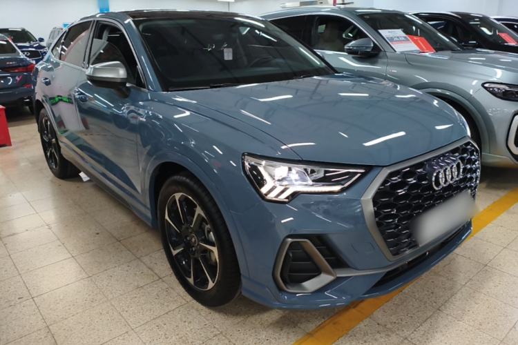 Audi Q3 2022 — 3