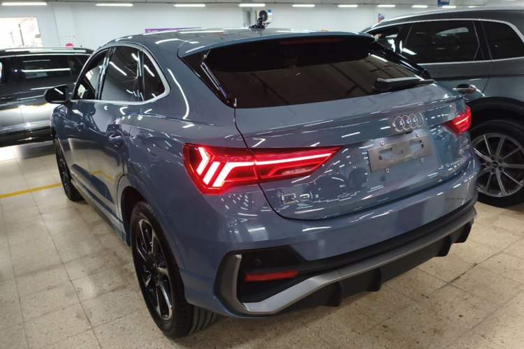 Audi Q3 2022 — 4