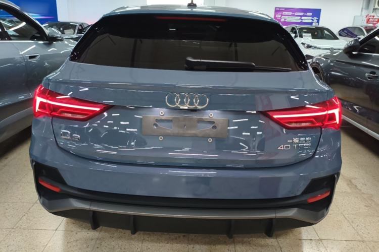 Audi Q3 2022 — 5