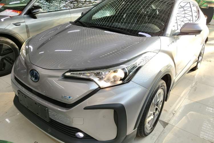 Toyota IZOA 2020 — фото 1