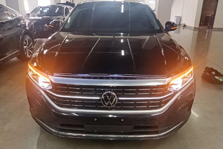 Volkswagen Passat 2022 — 2