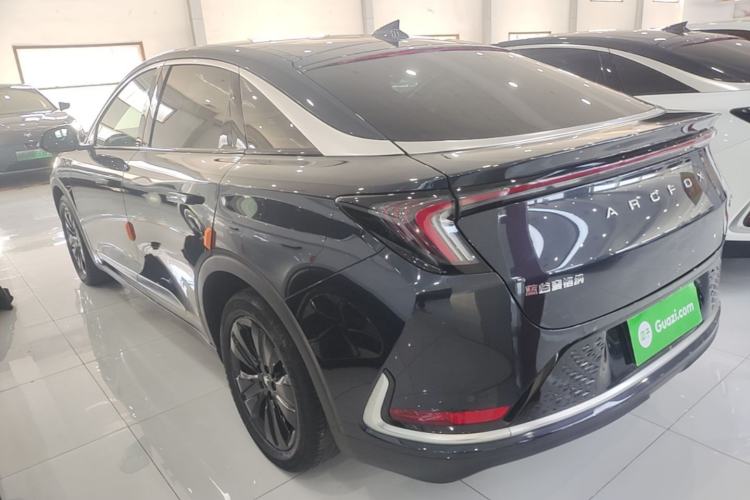 Arcfox Alpha S 2023 — 4