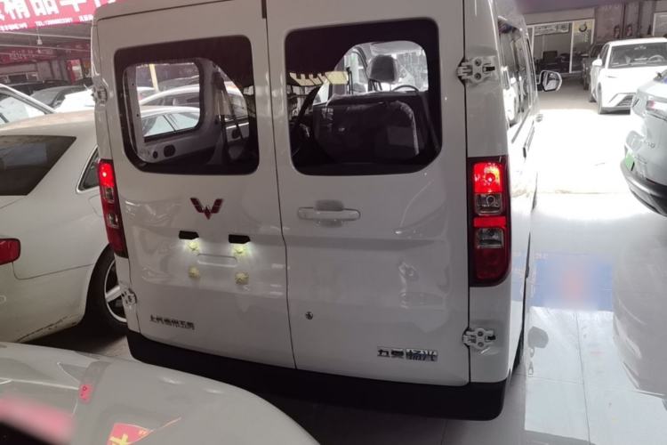 Wuling Yangguang 2026 — 5