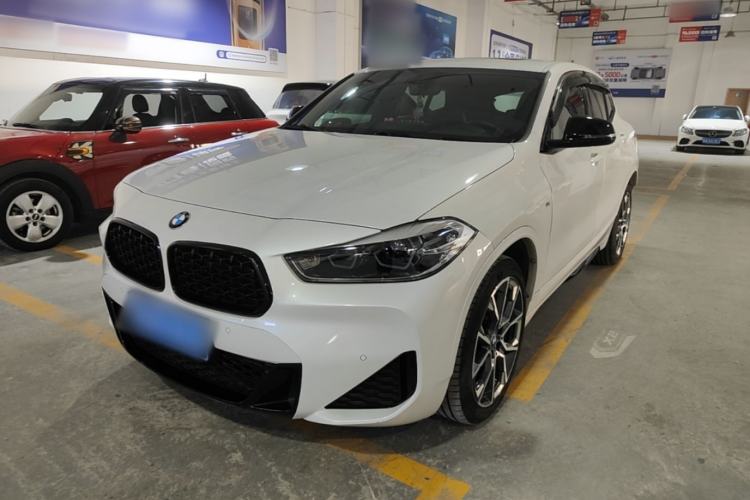 BMW X2 2021 — фото 1