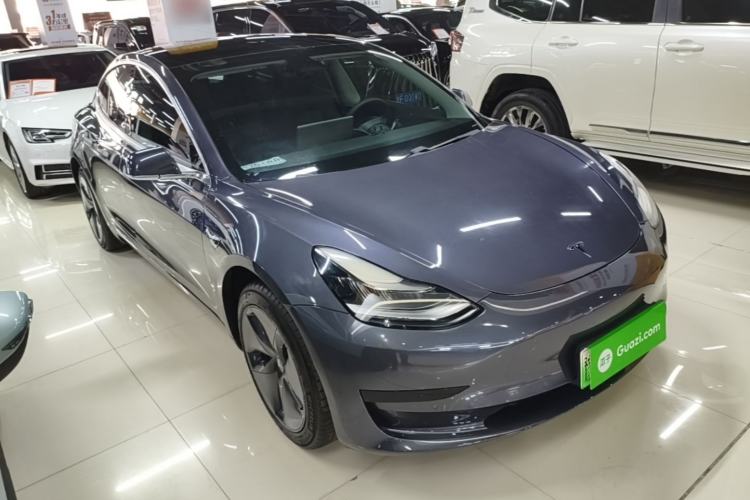 Tesla Model 3 2020 — 3