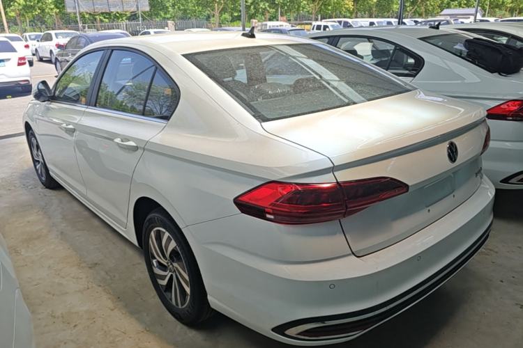 Volkswagen Bora 2026 — 4