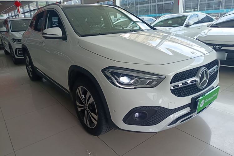 Mercedes-Benz GLA 200 2020 — 3