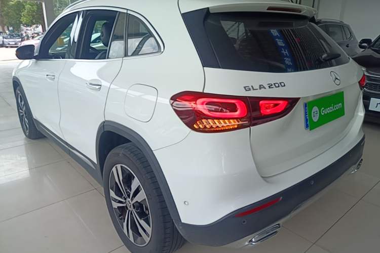 Mercedes-Benz GLA 200 2020 — 4